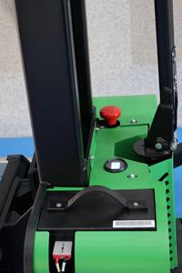 WELIFTRICH Straddle Leg 1000kg 1200kg Apilador de autoelevación completamente eléctrico Apilador de carga automática portátil - Product Image 5