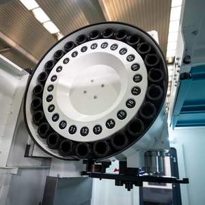 Centre d'usinage vertical CNC 3 axes <span class=keywords><strong>VMC</strong></span> 1000 Chine, prix machine de fraisage CNC 4 axes - Product Image 3