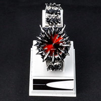Montre personnalisée en acier inoxydable pour homme, boîtier irrégulier à pointes, style Dark Pioneer, montre-bracelet Cyber Goth à bords effilochés