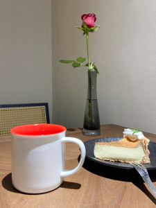 <span class=keywords><strong>Taza</strong></span> <span class=keywords><strong>de</strong></span> cerámica <span class=keywords><strong>interior</strong></span> roja <span class=keywords><strong>con</strong></span> labio acampanado <span class=keywords><strong>Taza</strong></span> <span class=keywords><strong>blanca</strong></span> <span class=keywords><strong>de</strong></span> labio curvo 4 "para sublimación - Product Image 6