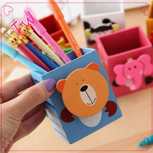 Organizer <span class=keywords><strong>da</strong></span> <span class=keywords><strong>Scrivania</strong></span> in Legno di Alta Qualità con <span class=keywords><strong>Design</strong></span> di Animali Cartoon, <span class=keywords><strong>Portapenne</strong></span> Magnetico Fatto a Mano - Product Image 2