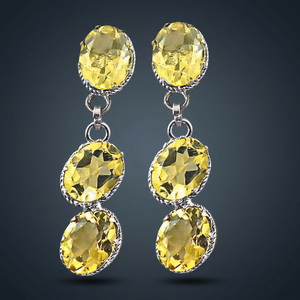 Boucles d'oreilles pendantes en argent 925 plaqué or avec cristaux pour femme Art Palace, bijoux de luxe pour soirée, forme goutte d'eau, sertissage clos - Product Image 3