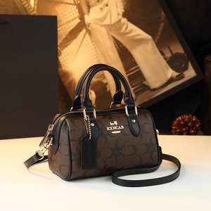 Borsa a forma di cuscino elegante ed elegante da donna in stile Boston - Product Image 1