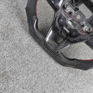 Volant de course <span class=keywords><strong>sport</strong></span> personnalisé en fibre de carbone et cuir pour Focus RS ST MK2/<span class=keywords><strong>MK3</strong></span> Série 3 G37 G35 avec surpiqûres rouges - Product Image 4