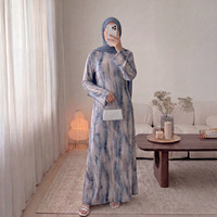 Gaun Abaya Muslim Wanita Terbaru Grosir Sharut Dubai, Bahan Jersey Lembut, Elastis, Bermotif, Model Tertutup, dengan Dalaman