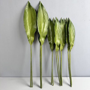 Feuilles d'<span class=keywords><strong>Aspidistra</strong></span> artificielles au toucher réel en PU, haute simulation, pour arrangements floraux et verdure de mariage - Product Image 2