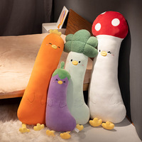 Coussin corporel long en coton en forme de légumes (carotte, aubergine, champignon) en peluche douce pour dormir, décorer le lit et comme cadeau