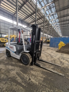 Hot Sale Secondhand TCM Japan Original 3T Forklift Used TCM FD30 FD50 FD100 Forklift in Stock - Product Image 5