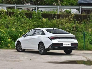 Oferta Especial: Vehículo a Gasolina Beijing Hyundai Elantra, Sedán de Lujo Automático, Nuevo Auto Deportivo, Alta Velocidad 190KM/H, Bajo Kilometraje - Product Image 4