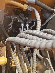 รถขุดขนาดเล็ก Sany SY75C 7.5 ตัน มือสอง |   รถขุดไฮดรอลิกมือสอง |   ปั๊มเครื่องยนต์อีซูซุ ลี่หยวน - Product Image 6