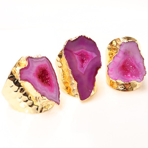 Anillos de Ágata Natural de Alta Calidad, 100% Naturales, Geoda Irregular, Piedra Genuina con Orificio, Anillo de Cristal Rojo Rosa para Mujer, Ajustable - Product Image 2