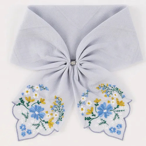 Bufanda corta de algodón con bordado de flores, estilo elegante y moderno, bufanda decorativa diaria para damas. - Product Image 1