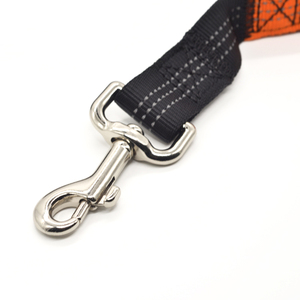 Bán Buôn Sốc Hấp Thụ Nylon Phản Quang Con Chó Dây Xích Với Mềm Độn Xử Lý Linh Hoạt Extendible Con Chó Dây Xích Với Nhiệm Vụ Nặng Nề Clasp - Product Image 1