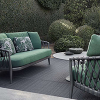 Salon jardin pouf confortable canapé en rotin étanche à l'eau sectionnel patio canapé ensemble mobilier d'extérieur