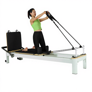 Lit de Pilates blanc commercial pour studio de yoga, modèle de base en alliage d'aluminium, durable et sûr, pour la remise en forme et la réparation corporelle - Product Image 1