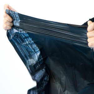 Sacs poubelles PBAT <span class=keywords><strong>en</strong></span> plastique personnalisés de 55 à 60 gallons à usage intensif de 3.0 mil, sacs à cravate croisée noirs, grande pochette debout pour entrepreneurs - Product Image 1