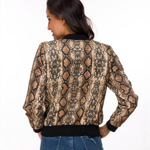 סתיו חורף מגניב אופנה ארוך שרוול נשים גבירותיי מפציץ מעיל מעיל נחש הדפסת biker עור מעיל - Product Image 3