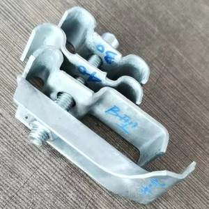 Clip <span class=keywords><strong>a</strong></span> sella tipo M con Base di supporto, acciaio zincato o acciaio inox 304 316, utilizzata per il fissaggio di griglie - Product Image 5