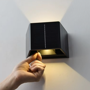 Lámpara de Pared Solar Recargable de 3 Colores, UP DOWM, IP65 Impermeable, para Jardín, Patio, Exterior, Valla - Product Image 4