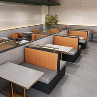 Ensemble de mobilier de restaurant commercial moderne de luxe léger : banquette, canapé, table et chaises en métal pour café, hot pot et restauration rapide