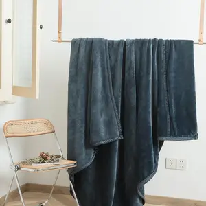 Fabricant Couverture en vison personnalisée Couverture Raschel Style japonais Polyester simple double couche Chambre 5kg