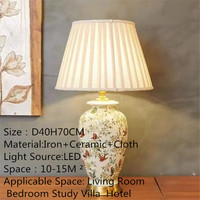 Lampe de table contemporaine à base en céramique avec motif floral et oiseaux, abat-jour en tissu plissé pour chambre à coucher, salon, bureau, villa