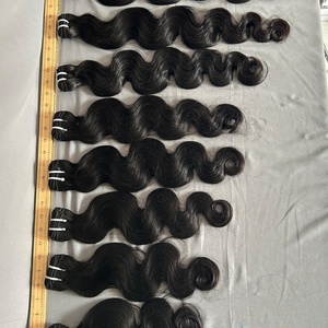 ผมอินเดียแบบเป็นมัด ไม่ผ่านการแปรรูป จัดเรียงเกล็ดผมอย่างเป็นธรรมชาติ แบบตรงธรรมชาติ แบบลอนบอดี้เวฟ แบบลอนลึก เกรด 12A แบบฟูลเลอร์ ขายส่งแบบเป็นมัด สำหรับผู้หญิงผิวสี - Product Image 2