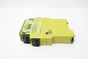 Plc S1sw P 24-240vacdc <span class=keywords><strong>Um</strong></span> 0-690vacdc Veiligheidsrelais 24-240V-Ac - Product Image 2