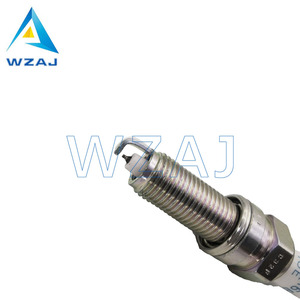Spark Plug 18846-10060 ILZKR6B10 For Hyundai Kia K3 Reina Elantra Gasoline Engine Car Spark Plugs - Product Image 2