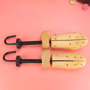 ไม้ซีดาร์ต้นรองเท้าแบบมีที่ยืดรองเท้าแบบปรับได้ - Product Image 3