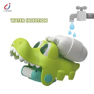بخاخ تمساح Chengji ، ألعاب صيفية من البلاستيك ، رش ماء مبتكر ، يد معصم بخاخ ممتع - Product Image 1