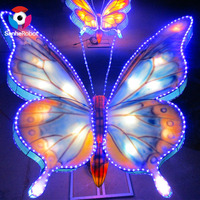 Lanterne géante en soie en forme de papillon pour l'extérieur, décoration lumineuse réaliste en forme d'insecte pour le Festival des lanternes chinois traditionnel et les parcs à thème