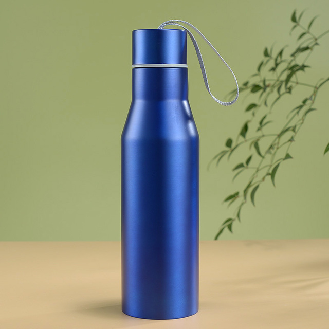 Stainless Steel Vacuum Flask  Long-term Insulation Portable Bottle 500ml