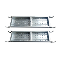 Pont en planches métalliques prégalvanisées pour la prévention des chutes, adaptabilité structurelle, compatibilité dimensionnelle, construction surélevée