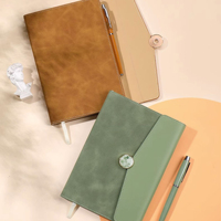 Ensemble cadeau d'entreprise haut de gamme, carnet A5 en cuir PU vert avec personnalisation et impression à l'écran, stylo cadeau d'affaires