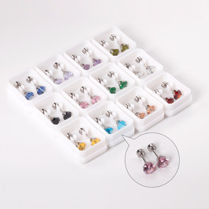 Boucles d'oreilles géométriques élégantes en alliage de zinc avec serti à griffes rondes pour femme, bijoux de mode, cadeau - Product Image 4