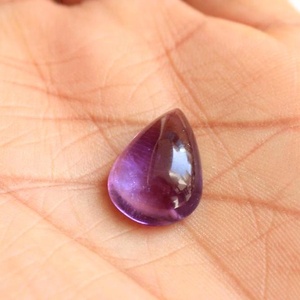 Vente en gros d'améthyste calibrée en forme de poire Cabochon de pierres précieuses en vrac de qualité naturelle pour la fabrication de bijoux plaine par carat - Product Image 4