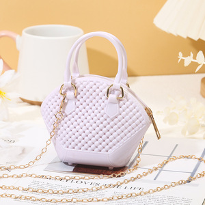 Nouveau <span class=keywords><strong>Sac</strong></span> à Main Mini Chaîne 2025 Couleur Unie Bonbon Perle <span class=keywords><strong>Sac</strong></span> Bandoulière Mignon Été PVC Sacs <span class=keywords><strong>de</strong></span> Créateur Première <span class=keywords><strong>Classe</strong></span> - Product Image 2