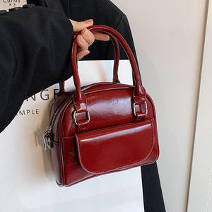 Nouveau sac à main et sac fourre-tout pour femme en cuir PU souple, design tendance - Product Image 3