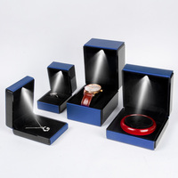 Lampe à LED rouge avec logo personnalisé de haute qualité à l'intérieur de la boîte Ensemble de bijoux collier Paquet Prix d'usine Coffrets cadeaux de mariage fantaisie