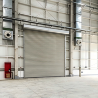 Porte à enroulement motorisée en aluminium robuste et résistante au vent pour atelier, porte électrique de sécurité élevée
