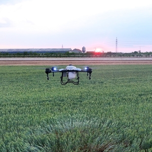 Buena venta Granja <span class=keywords><strong>Drone</strong></span> Pulverizador Agricultura Drones programables para la agricultura para la venta - Product Image 3