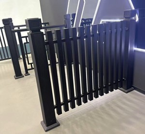 Hiện Đại Biệt Thự Xây Dựng Ngoài Trời Kim Loại Trang Trí Nhôm Riêng Tư Ngang Slat Hàng Rào Vườn Hàng Rào - Product Image 2