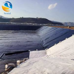 Bâche flottante anti-UV en PEHD pour la protection des bassins piscicoles, des plans d'évaporation, des lagunes d'eaux usées et des réservoirs d'eau potable - Product Image 4