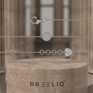 Pulsera de Oro Blanco Sólido de 14K con Diamantes Redondos para Mujer, Joyería Minimalista y Delicada con Cadena Ajustable, Dije de Corazón y Cierre de Langosta - Product Image 5