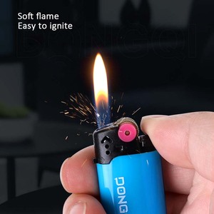 <strong>Lighter</strong> Manufacturer OEM Refillable Butane Gas <strong>Lighter</strong> Plastic Flint <strong>Lighter</strong> Flame Smoking <strong>Lighter</strong> <strong>Custom</strong> Brand - Product Image 3