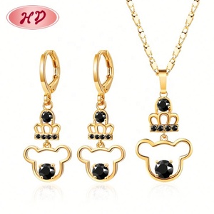 Parure de bijoux fantaisie pour femme, collier et boucles d'oreilles originaux en laiton Rawmouse plaqué or 18 carats avec zircon, pour mariage et soirée - Product Image 5