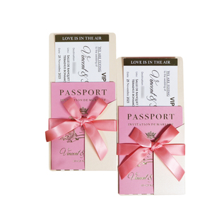 Cartes d'invitation de mariage créatives DIY <span class=keywords><strong>rose</strong></span>/<span class=keywords><strong>rose</strong></span> poudré, style passeport, avec dorure à chaud et <span class=keywords><strong>couverture</strong></span> en papier, et joli nœud en ruban - Product Image 1