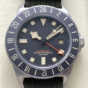 Montre mécanique de plongée de qualité supérieure 42 mm, mouvement ETA 2836, titane M+ fabriqué en usine, lunette en céramique, GMT Pelagosy FXD. - Product Image 1