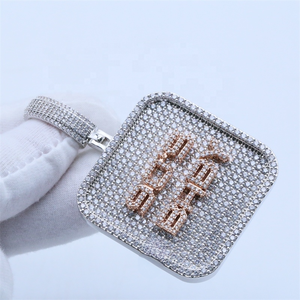 Collar con Colgante Cuadrado de Alta Calidad, Estilo Hip-Hop, con Letras Personalizadas - Product Image 2